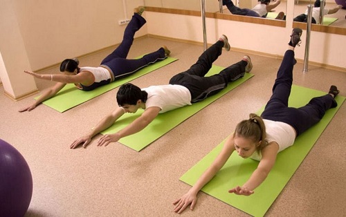 Вместо массажа, таблеток и мазей: 8 эффективных расслабляющих упражнений от боли в спине