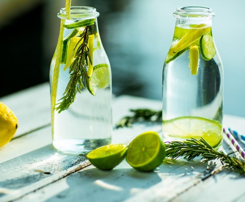 Вода с лимоном для похудения: неужели и в правду помогает