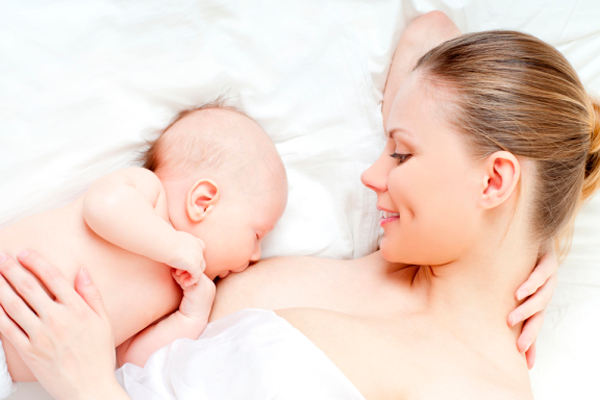 Кормление ребенка грудью, как одна из причин повышения пролактина у женщин